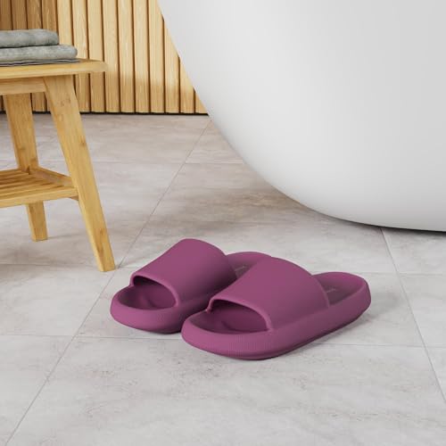 Non Slip Quick Drying Thick Sole Pillow Slippers G126025