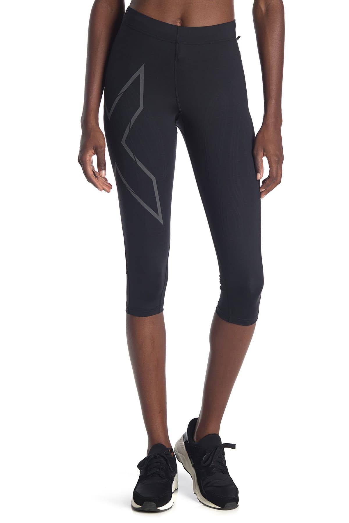 Black Compression 3/4 Tight B258548