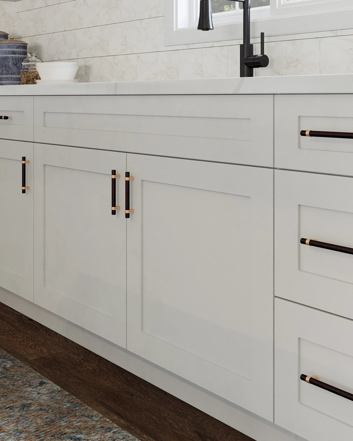 White Shaker Base Kitchen Cabinet 15x34.5x24 C194