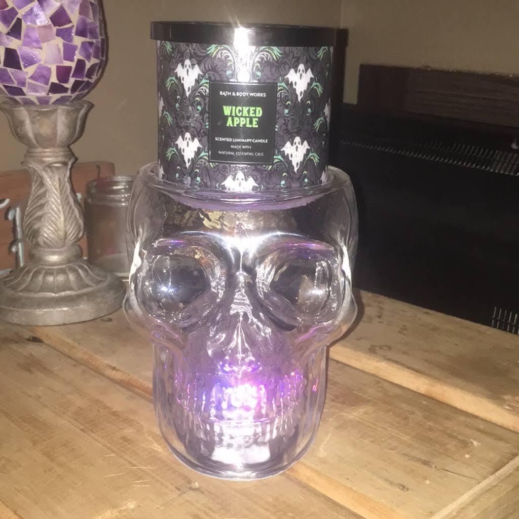 Light Up Skull 3 Wick Glass Candle Holder I859381
