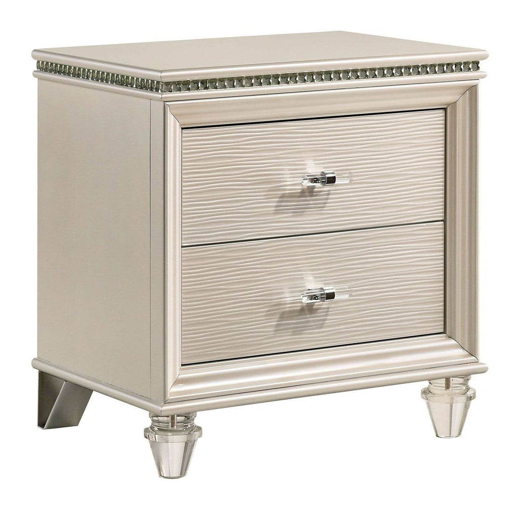 White Night Stand Q6159