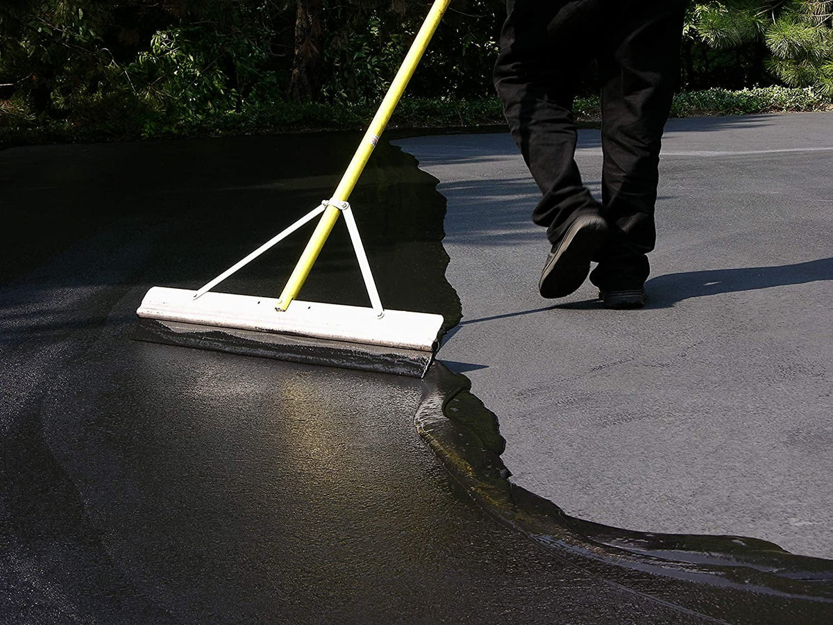 10-Year Driveway Sealer 5 Gallon D56448