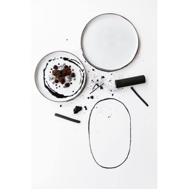 Large Oval Service Plate Y5355