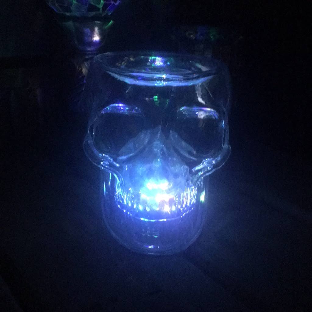 Light Up Skull 3 Wick Glass Candle Holder I859381
