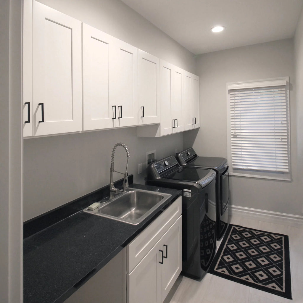 White Shaker Base Kitchen Cabinet 15x34.5x24 C194
