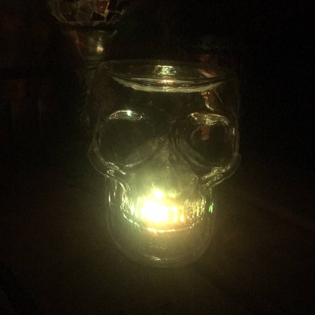 Light Up Skull 3 Wick Glass Candle Holder I859381