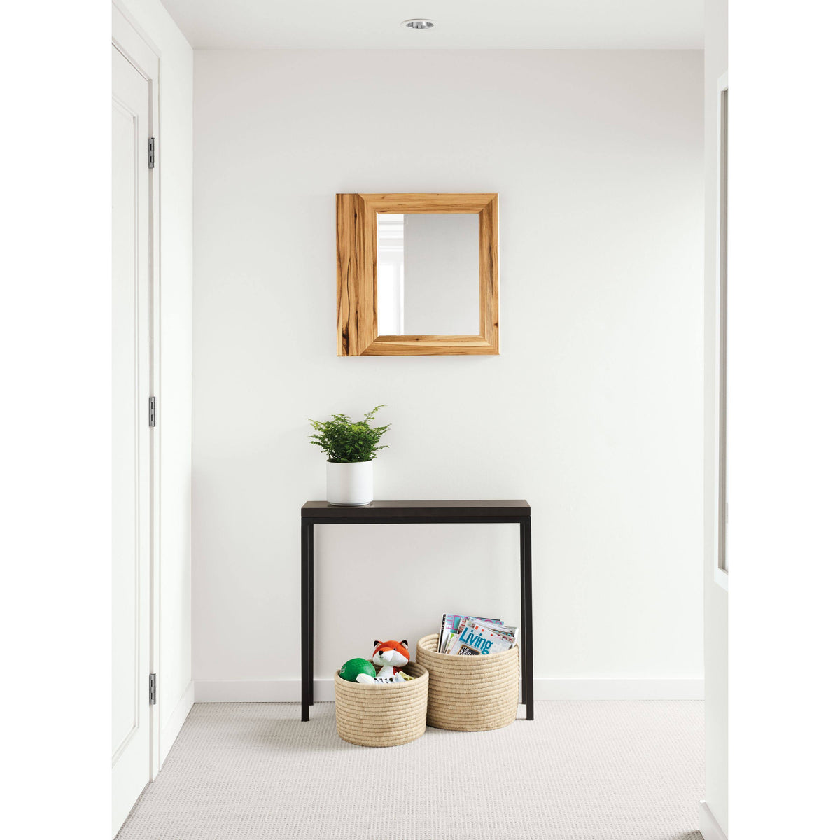 White Parsons Console Table with Quartz Top Q362777