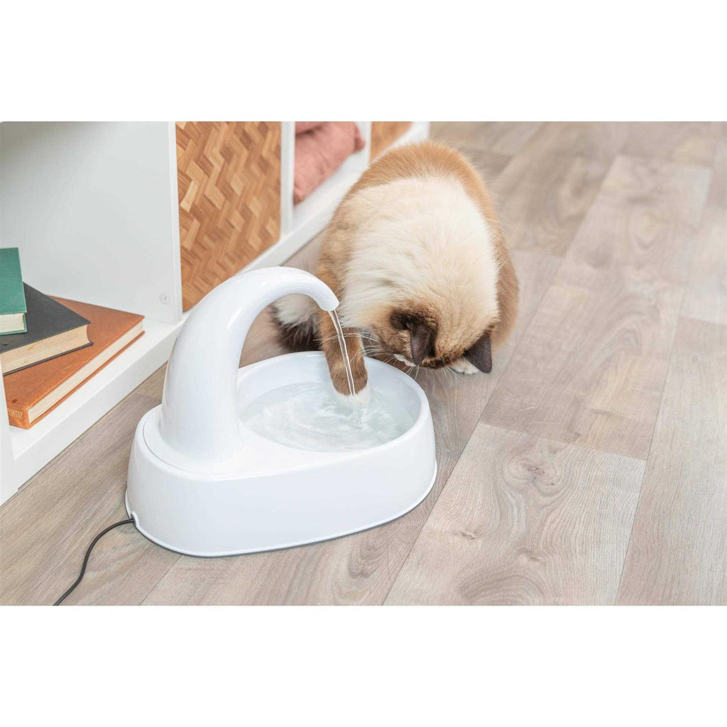 Curved Stream Drinking Fountain 84.5 oz D976956