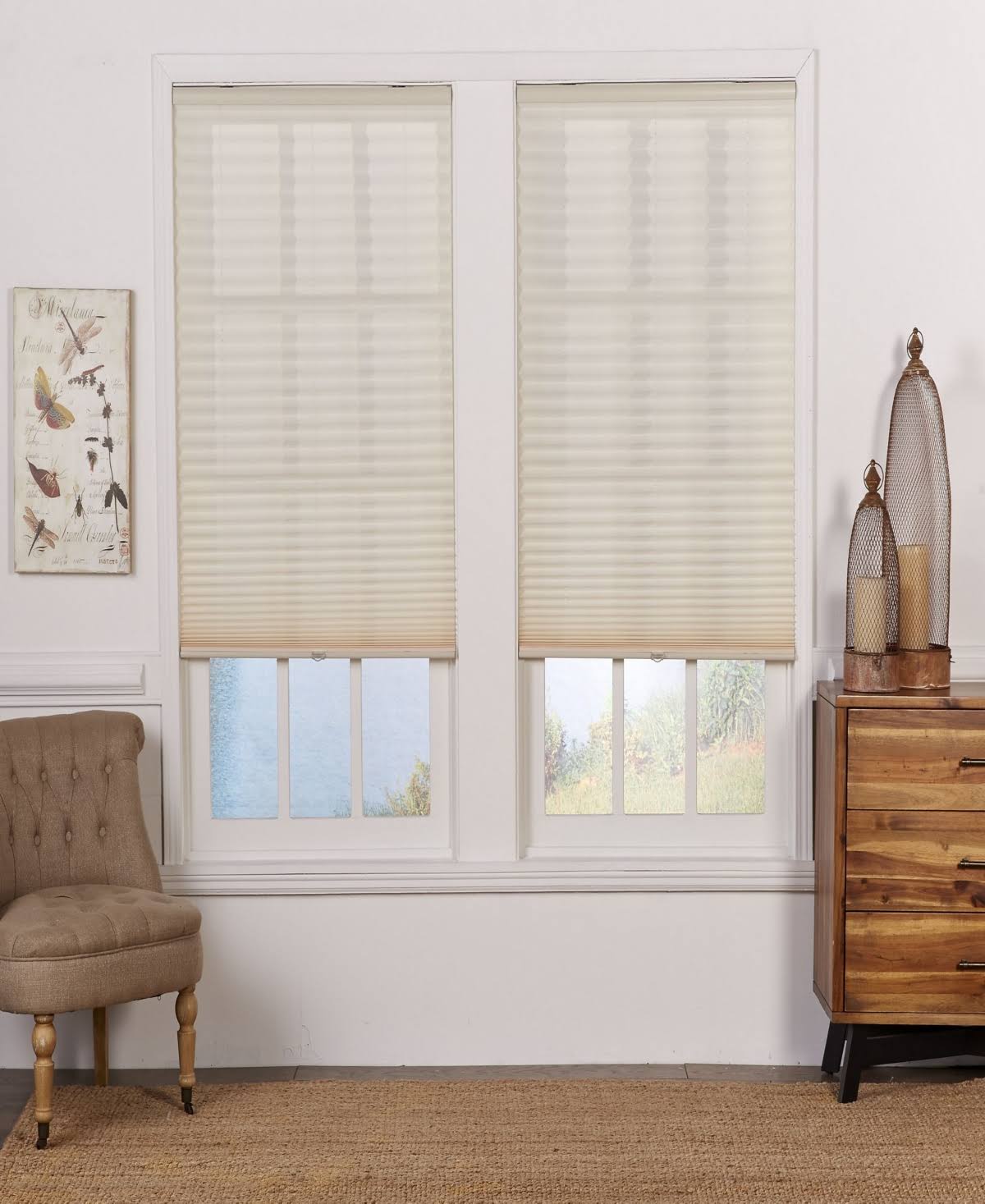 Ecru Pleated Shade V270335