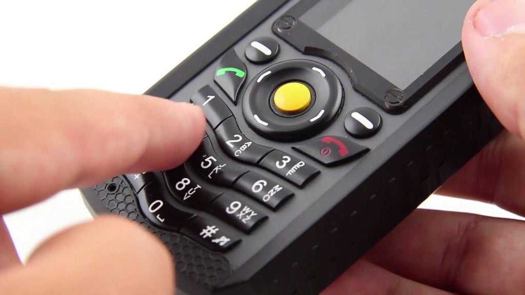 Black Unlocked GSM Dual SIM Phone Military Grade IP67 Z72152